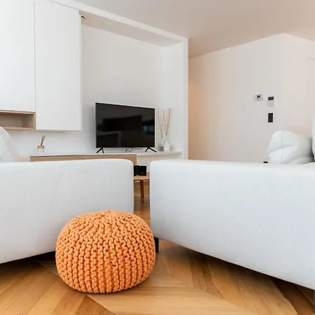Dunvegan - Centre Luxurious For 5 Apartment