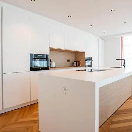 Dunvegan - Centre Luxurious For 5 Apartment *